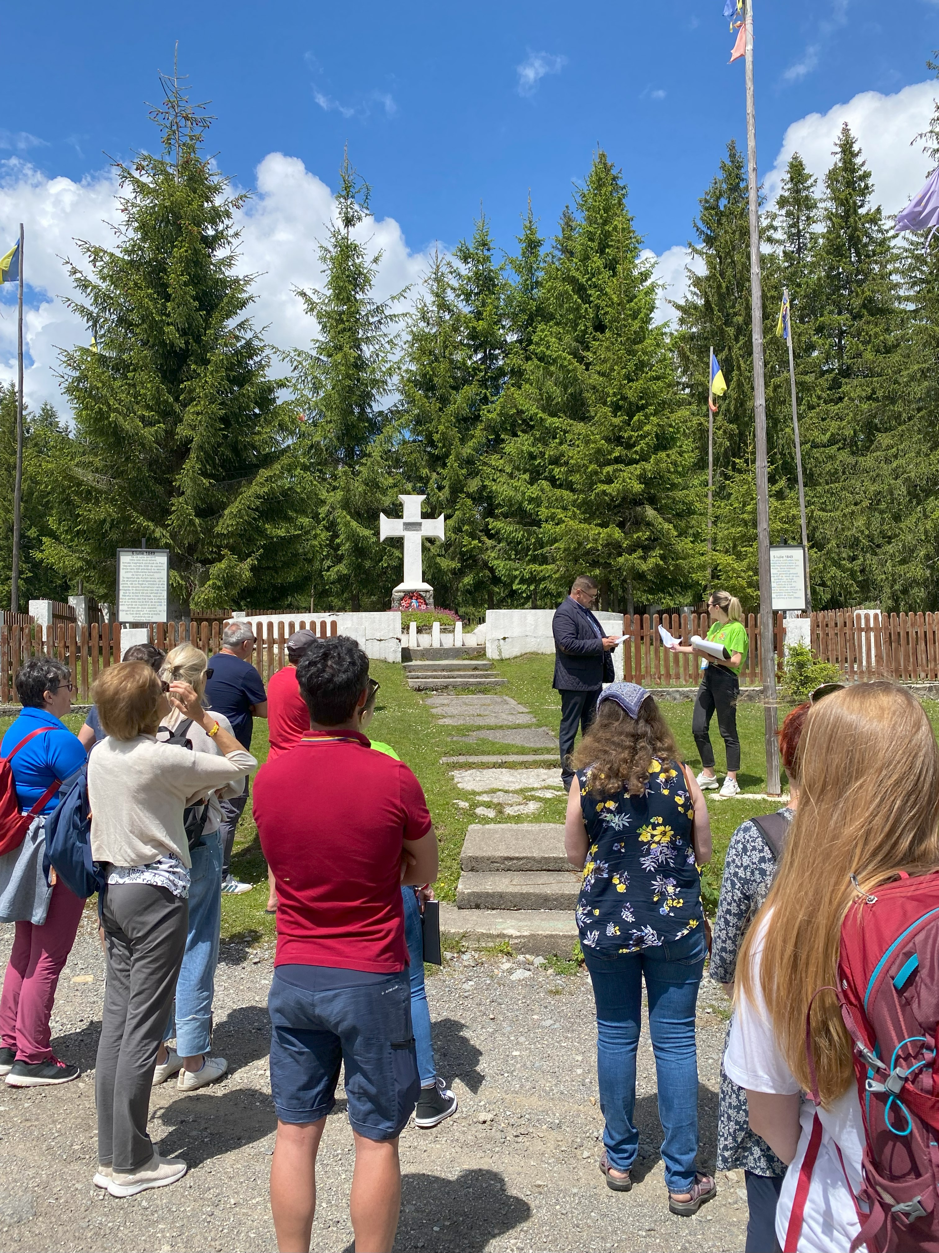 linc2024_studytour_monument.jpg