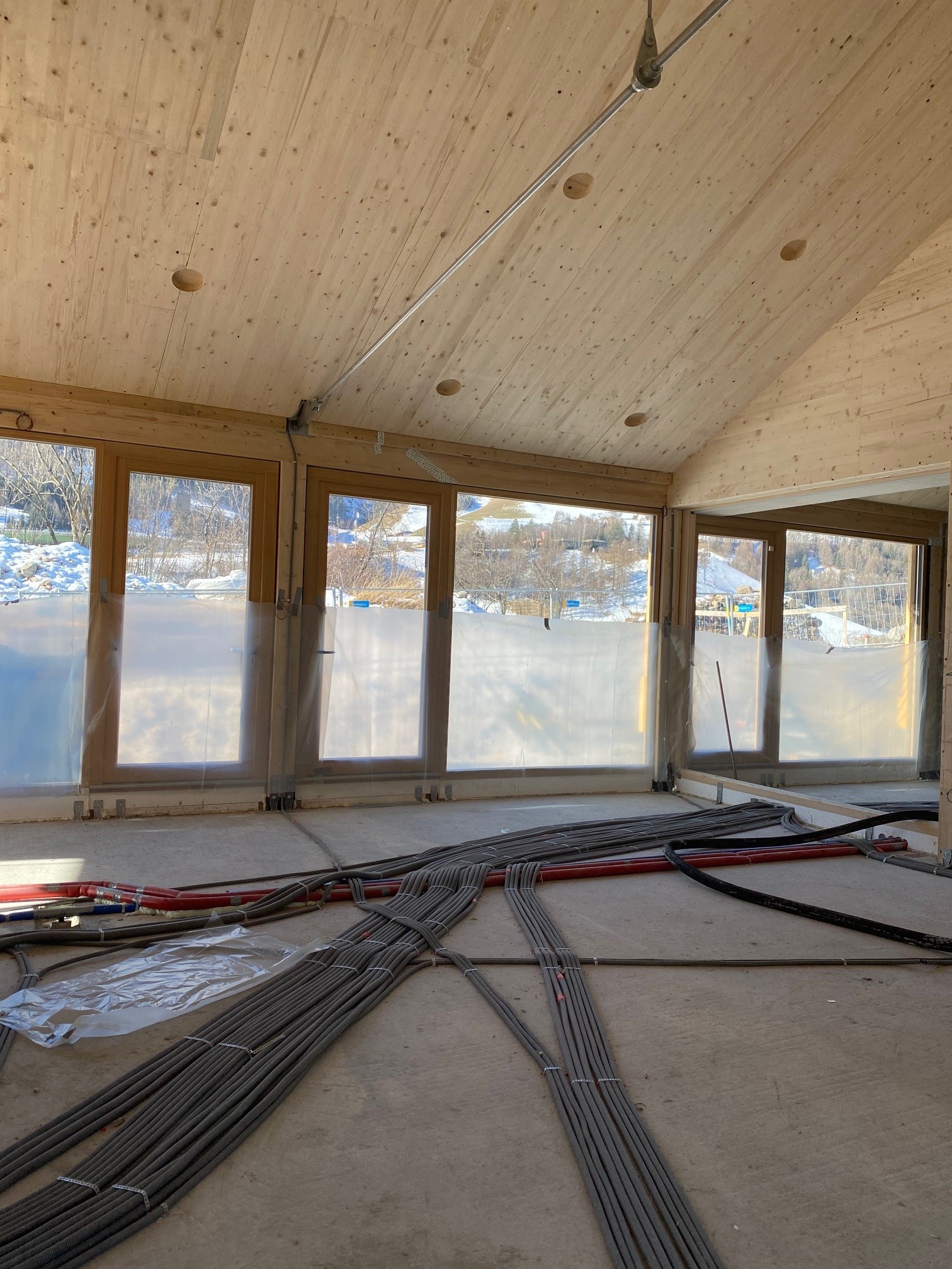 4_trautson_innenausbau_richtung_serles_winter23.jpg